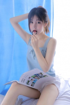一个人在线观看WWW哔哩哔哩